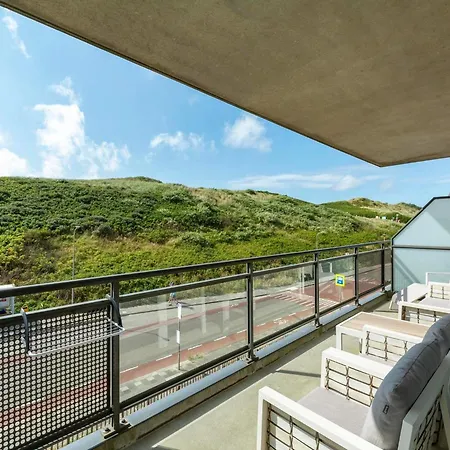 Apartamento In By The