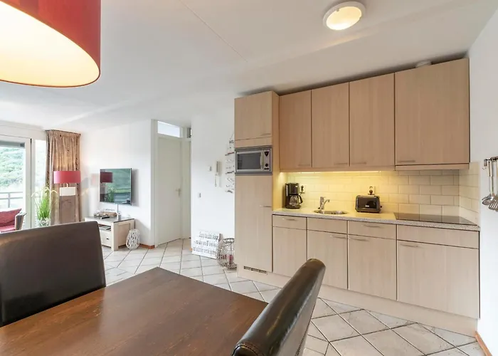 In By The Daire Callantsoog