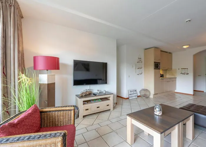 In By The Daire Callantsoog